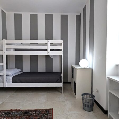 dd4e4677-cf74-4f9d-a274-69ee27579399